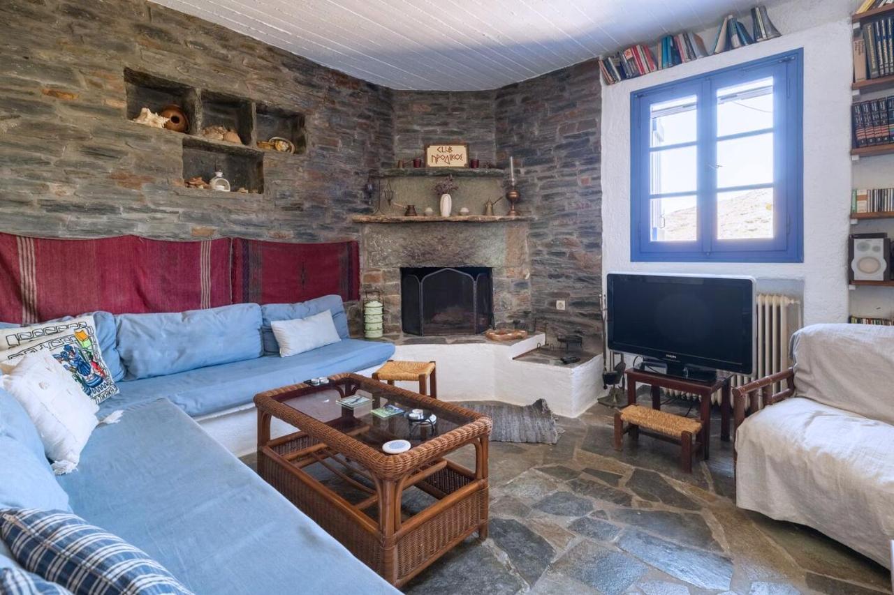 Traditional Village House On Kea Milopotamos  Luaran gambar